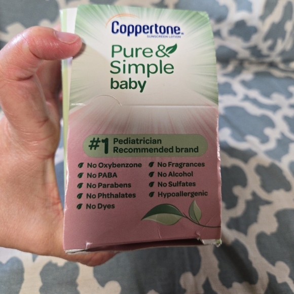 Copertone Pure & Simple baby SPF50 individual packs sunscreen - Picture 1 of 5